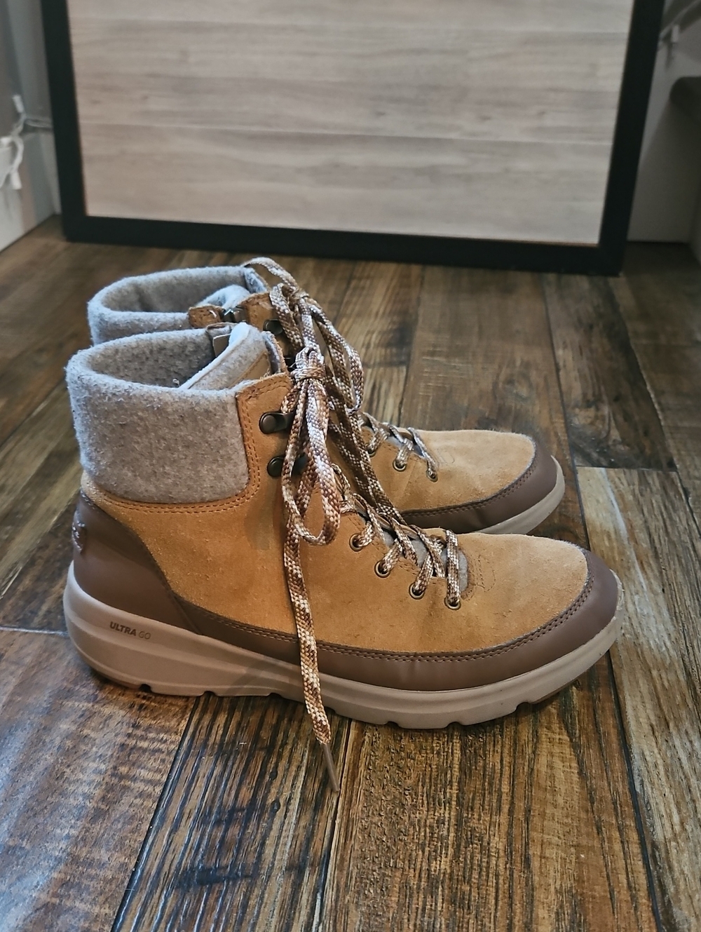 Skechers Tan Suede Outdoorsy Lace-Up Ankle Boots with Gray Knit Collar